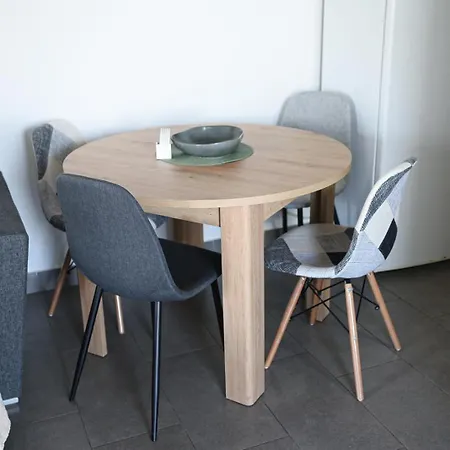 Nyaraló View Point House *